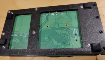 Задняя панель вычислительного модуля Raspberry Pi с 4 мод... 1