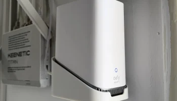 Настенное крепление HomeBase 3 (конструкция с боковым кре... 2