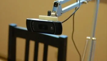 Крепление Logitech C910