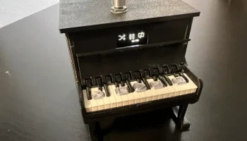 Музыкальная шкатулка для фортепиано............