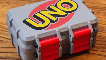 Разноцветная карточная коробка UNO (с печатью)........ 1