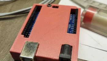 arduino uno настенное крепление 1