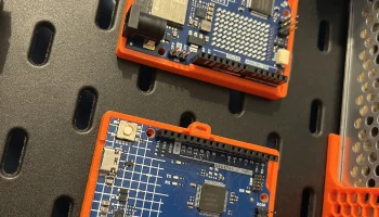 SKADIS поддерживает ARDUINO Uno R4 MINIMA/WIFI 2