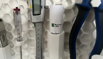 Держатель клея BambuLab Hexa Design для HSW