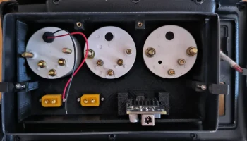 3D-Druck Blende f&uuml;r Doppel-DIN - 3x 52 мм Rundanzeigen, 2.. 3