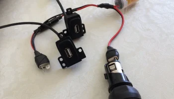 Honda Civic 2006 USB-порты на центральной консоли........... 4