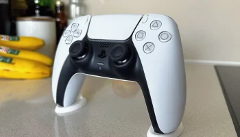 Подставка для контроллера Stealth PS5