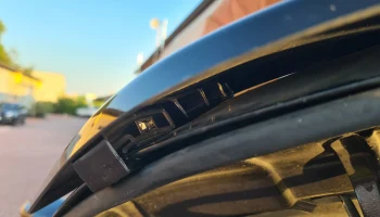 Опоры для дефлектора капота Nissan Navara NP300 (2015+) в... 4