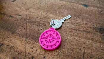 Брелок Helo - инновационный дизайн для Heloisa Im&oacute;veis...... 1