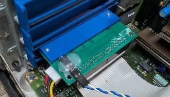 Кронштейн адаптера IBM PS/2 MCA CF и светодиодный адаптер... 3