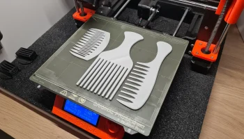 Comb 2