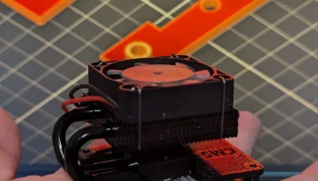 Низкопрофильное крепление 52pi ICE Tower для вычислительн...