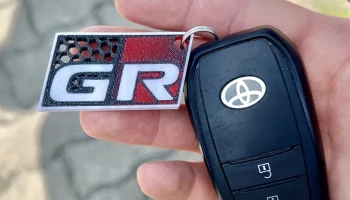 Брелок Toyota GR (Gazoo Racing) 2