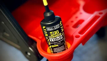 Адаптер держателя стакана для смазки велосипеда Muc-Off...