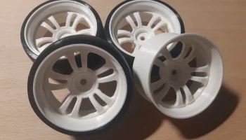 Диски и покрышка для RC 1:10