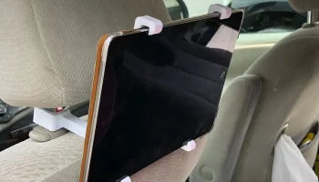Еще одно крепление на подголовник для iPad Air 2