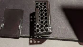 Коробка/футляр ESP32 с рисунком шестиугольников........ 2