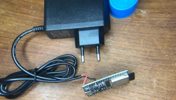 Коробка Snap Fit ESP32 со входом для шнура питания........ 4