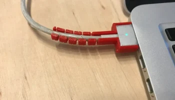Устройство защиты от натяжения кабеля Magsafe 2
