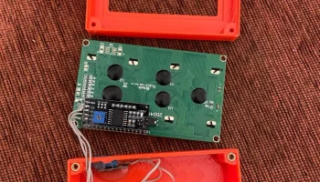 Информационная станция 2004A ESP32 DHT22........ 1