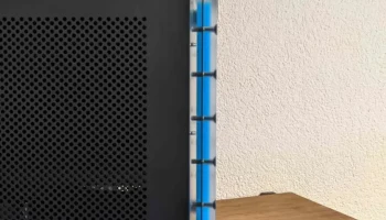 Резервуар на передней панели NCASE M1 V6.1...... 3