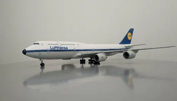 Боинг 747-8 - 1:144 1