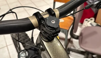 Крышка выхлопной трубы велосипеда Quadlock
