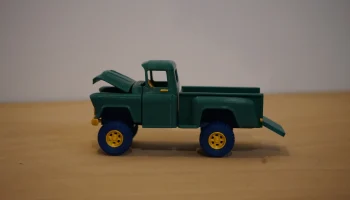 Игрушечный грузовик Chevy Truck 6