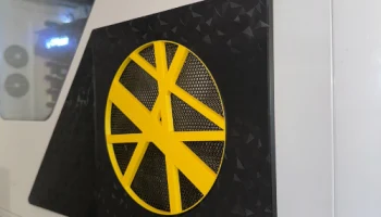 Крышка боковой решетки вентилятора NZXT Phantom......