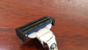 Чехол для бритвы Gillette Mach 3