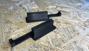 Подставка для карты PCIe с кронштейном...... 2