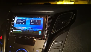 Крышка навигации Hyundai i40 (фиксированная)............ 1