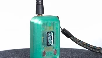 Корпус FakeTec с OLED-дисплеем сверху. 7