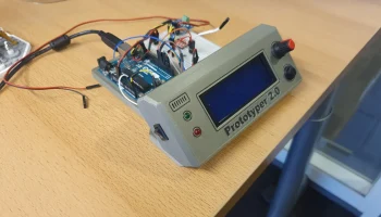 Макетная плата Arduino, прототип, блок управления и считы...
