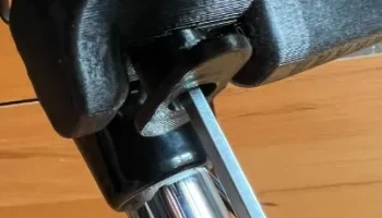 Scheinwerfer Gabelbefestigung / Крепление на вилку горног... 7