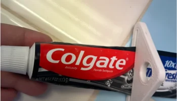 Простая выдавливатель для зубной пасты........