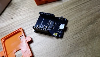 Задняя часть коробки для ESP32 CAM с картой питания Micro.. 3