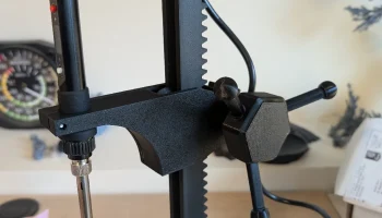 Пресс для термофиксации, полностью напечатанный на 3D-при... Пресс для термофиксации, полностью напечатанный на 3D-при...