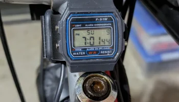 Casio F91W вертикальное крепление для велосипеда диаметро...