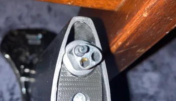 Держатель аккумулятора Shimano в подседельном штыре....... 1