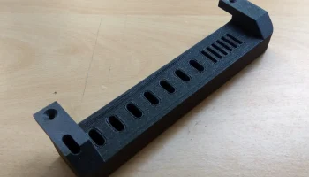 Держатель USB и SD-карты 2