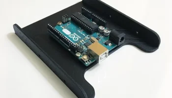 Крепление Arduino Uno для отсека для привода 3,5 дюйма......