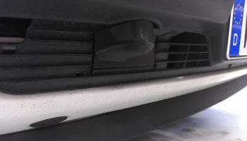 191853696 Крышка фаркопа передняя Golf 2 VW