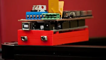 Экструзионное крепление Arduino T-Slot 2