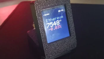 1,8-дюймовый ЖК-дисплей с ценовым индикатором криптовалют.. 2