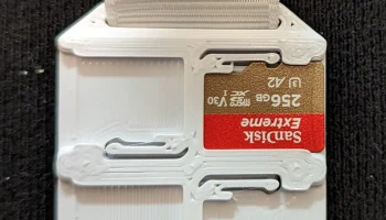 Держатель для карт MicroSD Steam Deck Secure (6 слотов) 3