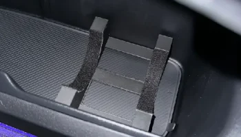 Держатель для бутылки с водой Kia EV6............ Держатель для бутылки с водой Kia EV6............