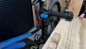 Decathlon Hack _ Крепежная подставка для велосипеда Decat... 3