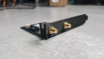 Крышка полного слота PCI для тонкой слот-карты Wi-Fi......