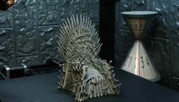 Бесплатный ремикс Iron Throne Support 9